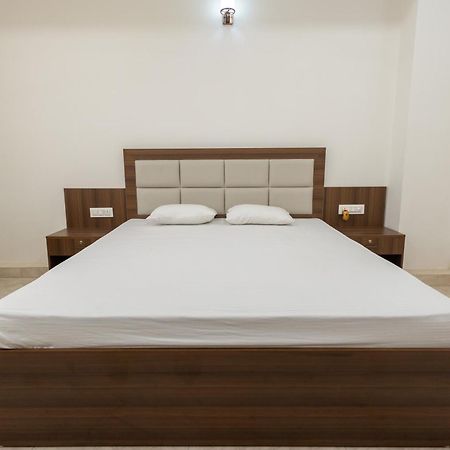 Maryada Maitri Resort -100 Rooms & 3 Banquets سيليجوري المظهر الخارجي الصورة